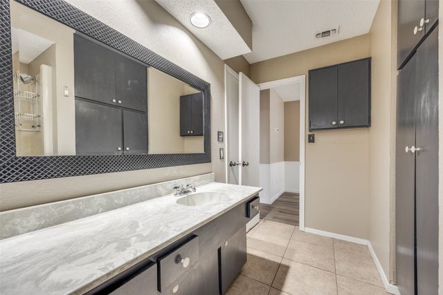 309 N Pecan Street, Leonard, TX 75452