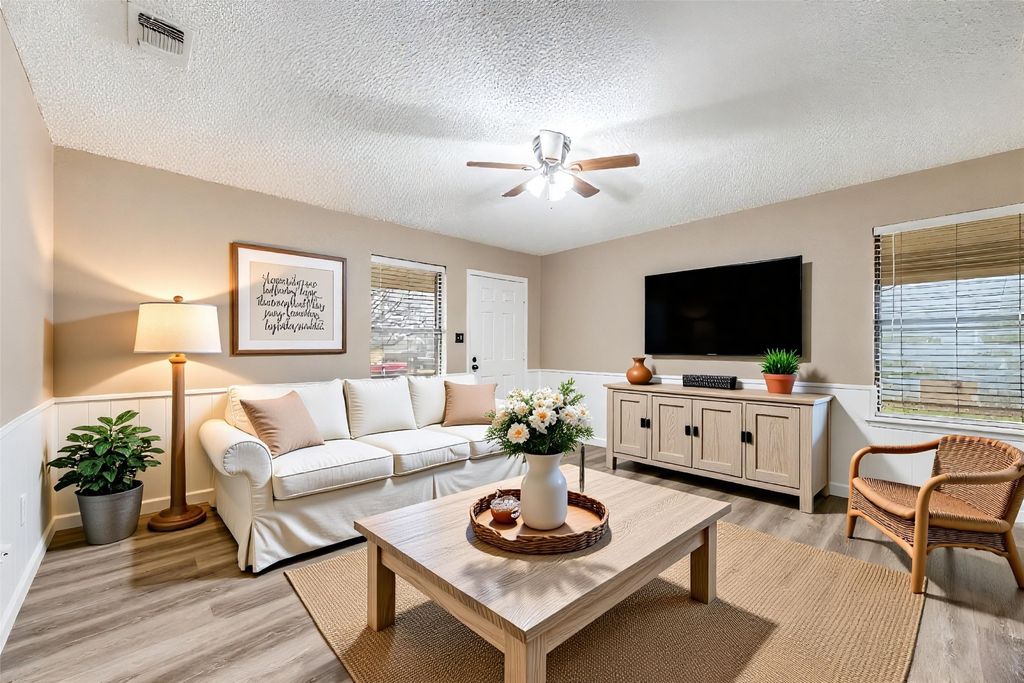 309 N Pecan Street, Leonard, TX 75452