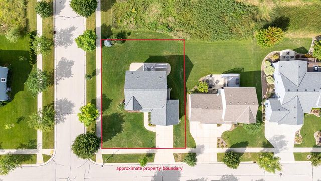 301 Indigo DRIVE, Port Washington, WI 53074