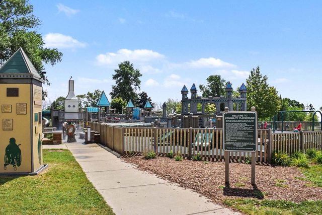 301 Indigo DRIVE, Port Washington, WI 53074