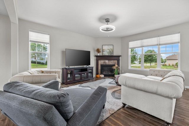 301 Indigo DRIVE, Port Washington, WI 53074