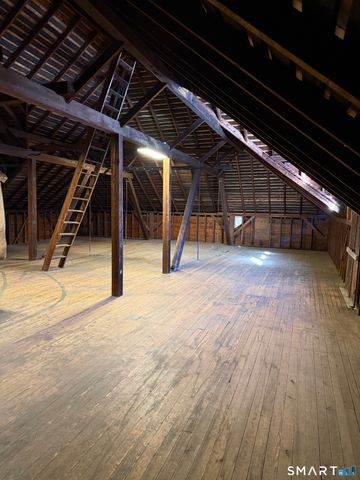 473 Amity Road, Woodbridge, CT 06525