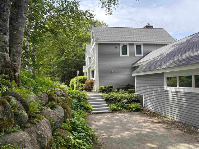 20 Merrill Road, Campton, NH 03223