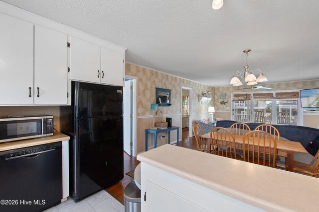 888 Ocean Boulevard W, Supply, NC 28462