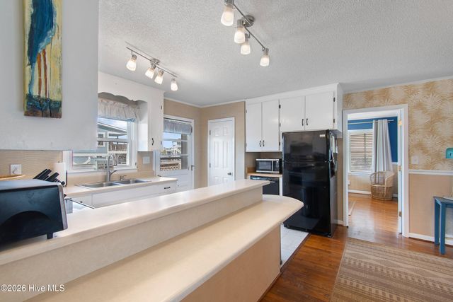 888 Ocean Boulevard W, Supply, NC 28462