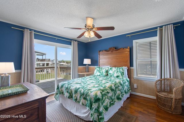 888 Ocean Boulevard W, Supply, NC 28462