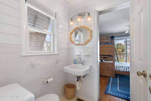 888 Ocean Boulevard W, Supply, NC 28462