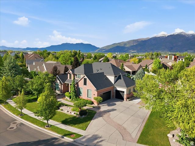 136 N MOUNTAIN VISTAS RD, Kaysville, UT 84037