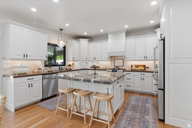 136 N MOUNTAIN VISTAS RD, Kaysville, UT 84037
