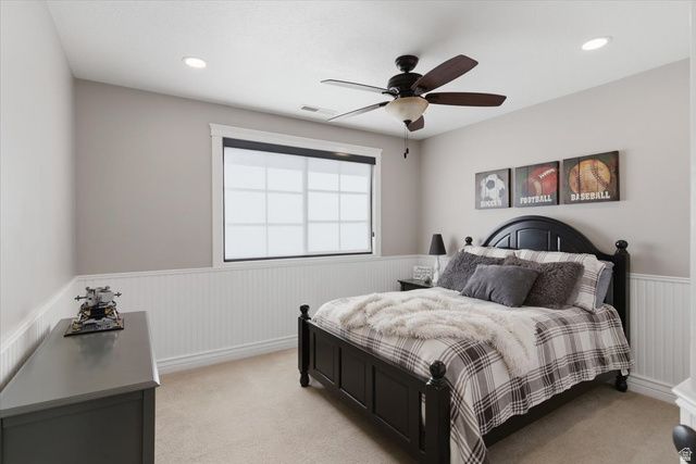136 N MOUNTAIN VISTAS RD, Kaysville, UT 84037