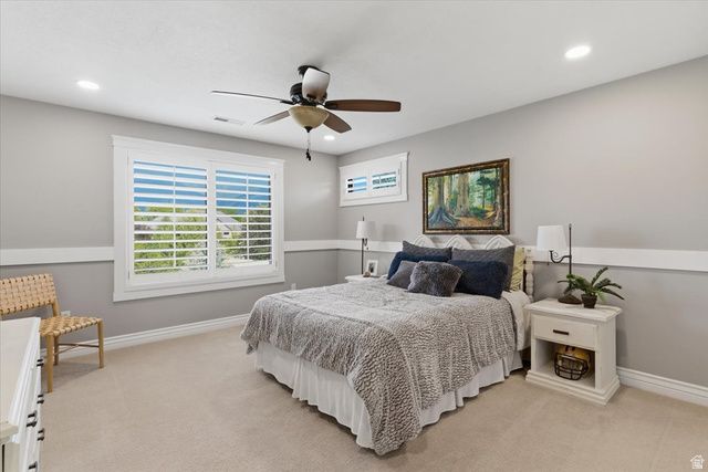 136 N MOUNTAIN VISTAS RD, Kaysville, UT 84037