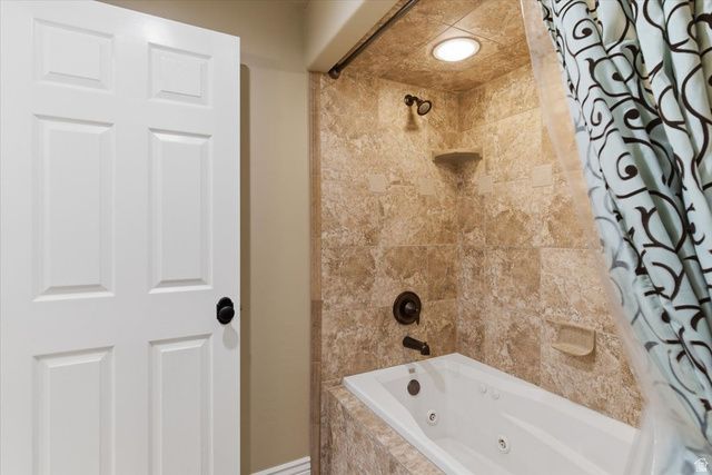 136 N MOUNTAIN VISTAS RD, Kaysville, UT 84037