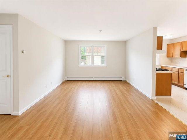 234 Cliff Street 1, Cliffside Park, NJ 07010