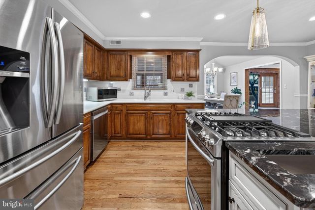 55 COVE RD, Moorestown, NJ 08057