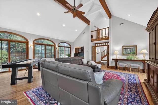 55 COVE RD, Moorestown, NJ 08057