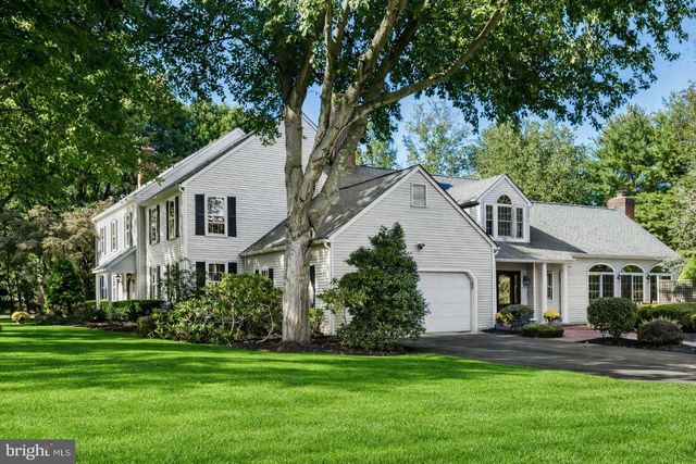 55 COVE RD, Moorestown, NJ 08057