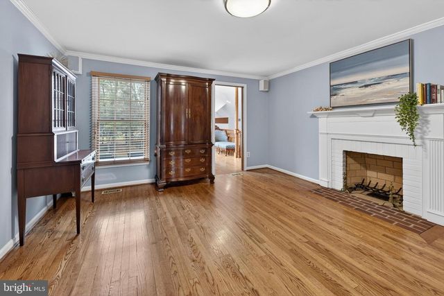 55 COVE RD, Moorestown, NJ 08057