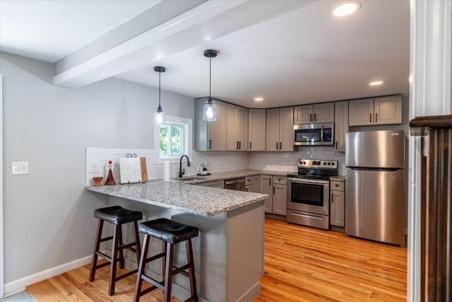 13 Curley Dr, Hudson, MA 01749