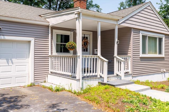 13 Curley Dr, Hudson, MA 01749