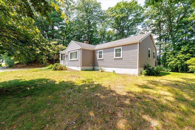 13 Curley Dr, Hudson, MA 01749