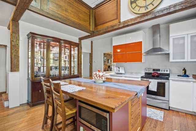 39 Town Farm Road, Wilton, NH 03086