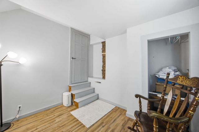 39 Town Farm Road, Wilton, NH 03086