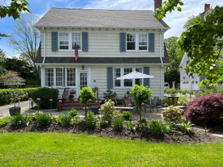 46 Parkway, Fairfield, CT 06824
