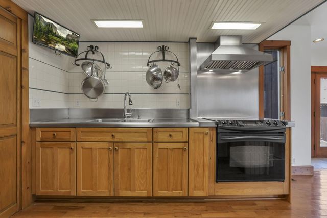 10570 Marcy Road NW, Canal Winchester, OH 43110