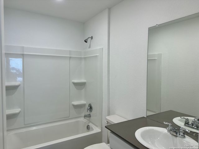 6702 Willow Landing, Converse, TX 78109