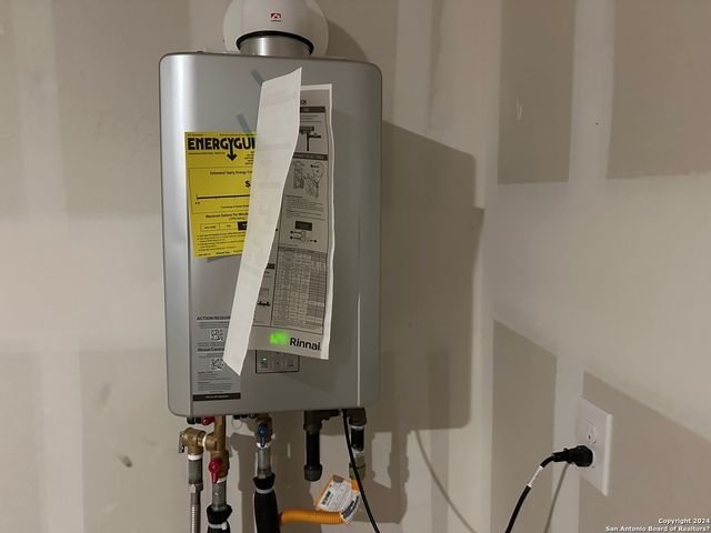 6702 Willow Landing, Converse, TX 78109