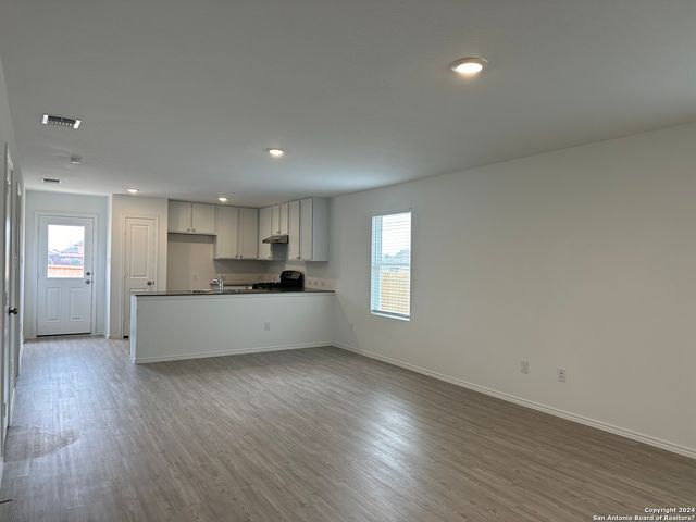 6702 Willow Landing, Converse, TX 78109