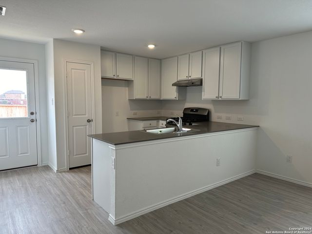 6702 Willow Landing, Converse, TX 78109