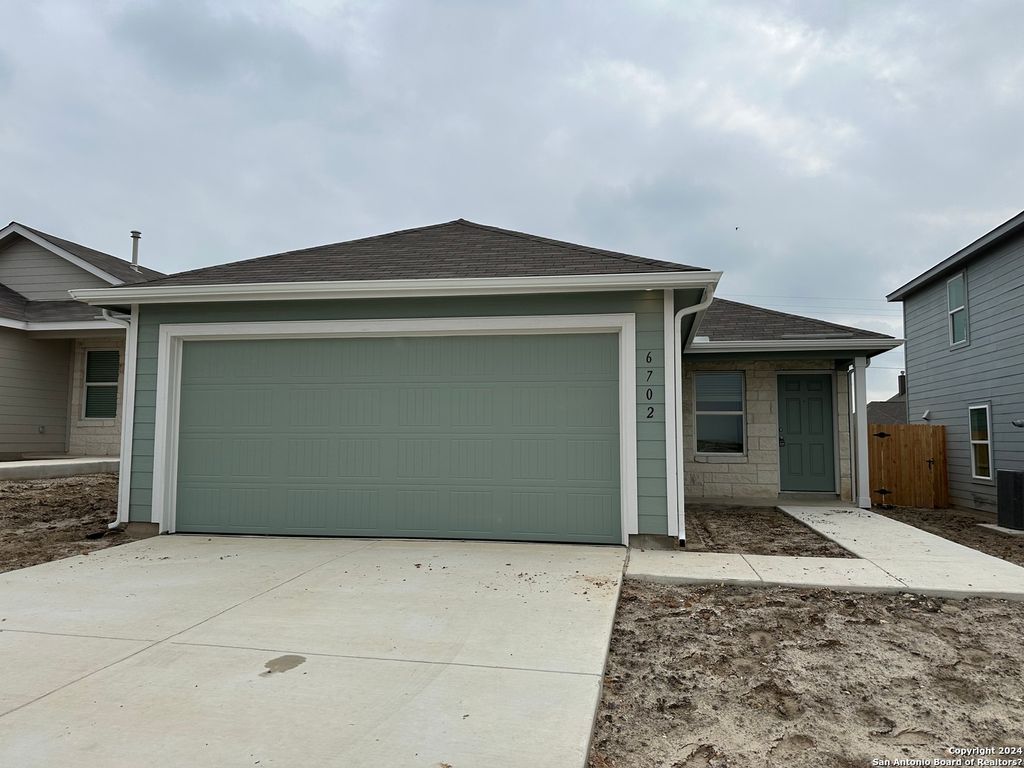 6702 Willow Landing, Converse, TX 78109