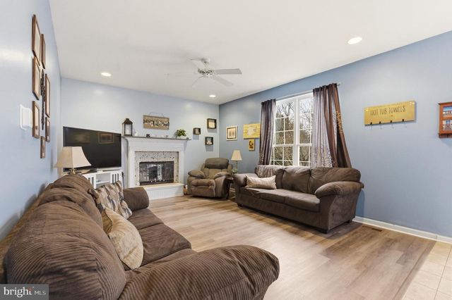 850 WELSH RD, Schwenksville, PA 19473