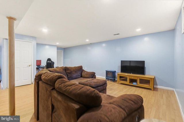 850 WELSH RD, Schwenksville, PA 19473