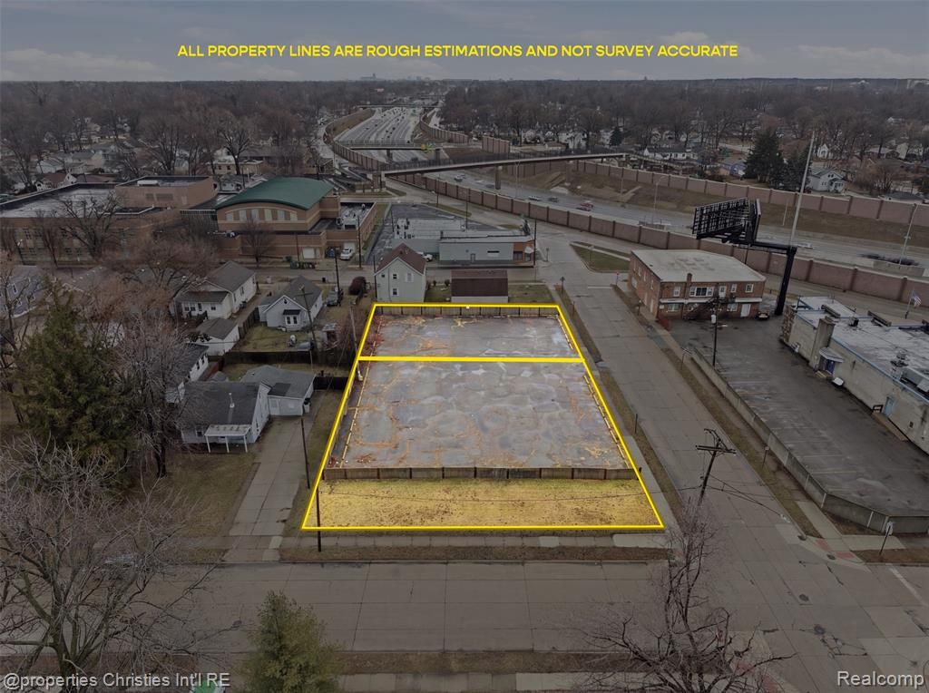 000 Vassar, Hazel Park, MI 48030