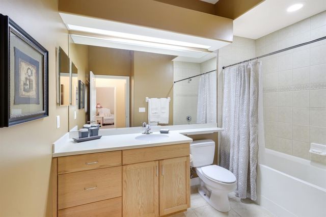 8721 PIAZZA DEL LAGO CIRCLE 205, Estero, FL 33928