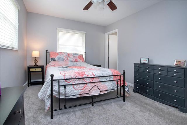 618 OAKMONT AVENUE, Sun City Center, FL 33573