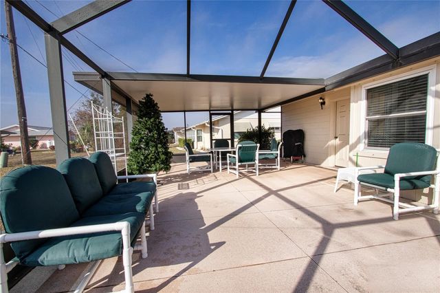 618 OAKMONT AVENUE, Sun City Center, FL 33573