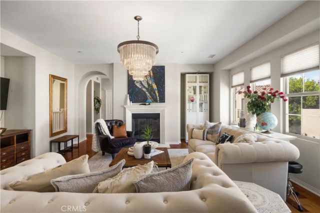 85 Mission, Irvine, CA 92620