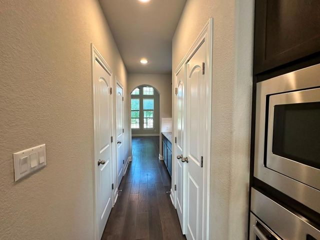 3004 Desert Shade BND, Leander, TX 78641