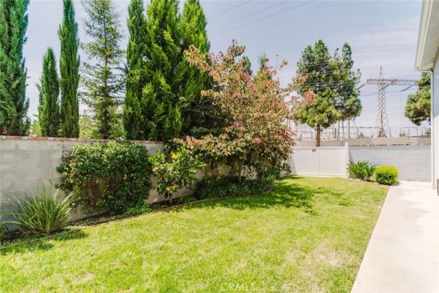 1527 N Valley Street, Burbank, CA 91505