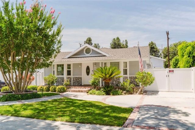 1527 N Valley Street, Burbank, CA 91505
