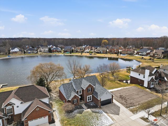 36566 N Pointe Drive, New Baltimore, MI 48047