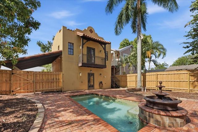 1719 7TH STREET, Sarasota, FL 34236