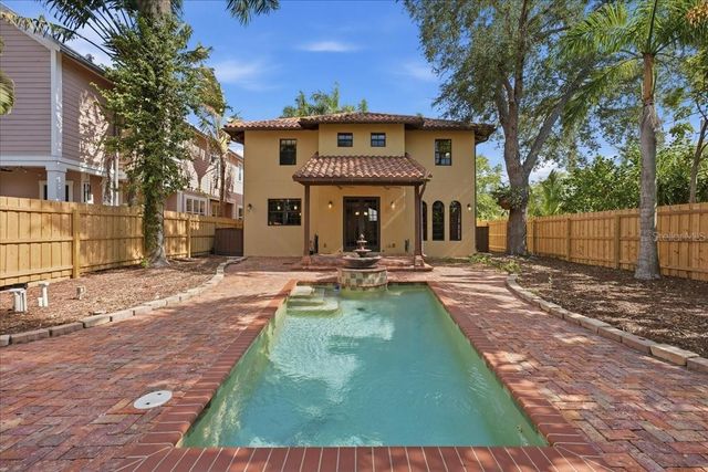 1719 7TH STREET, Sarasota, FL 34236