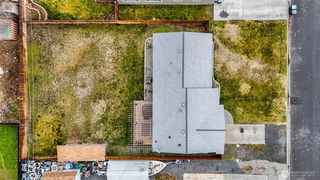 717 S Locust Lane, Moses Lake, WA 98837