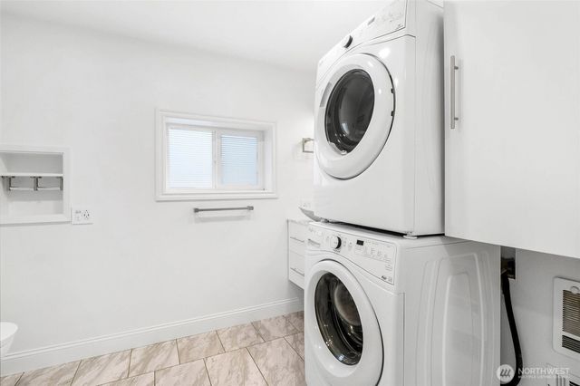 717 S Locust Lane, Moses Lake, WA 98837