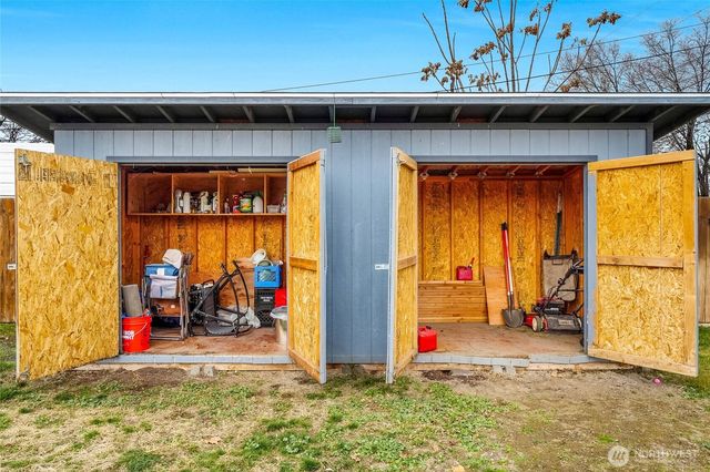 717 S Locust Lane, Moses Lake, WA 98837