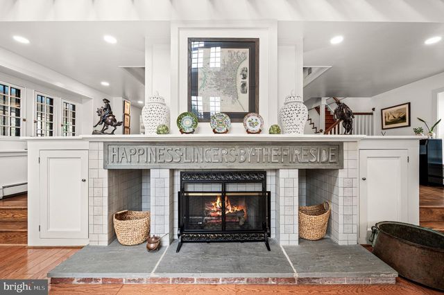 511 W MORELAND AVE, Philadelphia, PA 19118